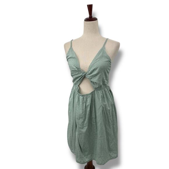 NEW Roxy Evening Glow Crinkle Mini Dress Size Large Smocked Cut Out Fit & Flare - Picture 3 of 9